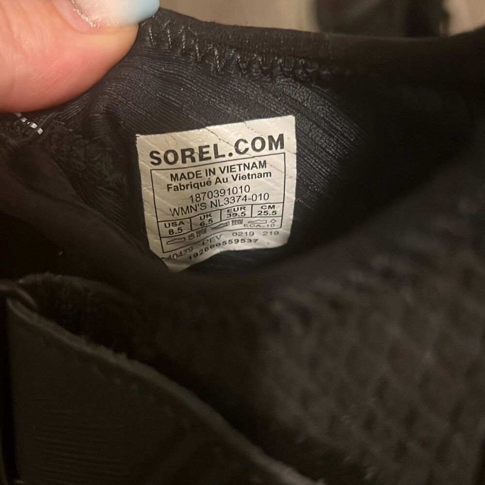 ✨Sorel Kinetic Black Mesh Front Strap High Top Athletic Sz 8.5 Sneakers✨ - Picture 7 of 10